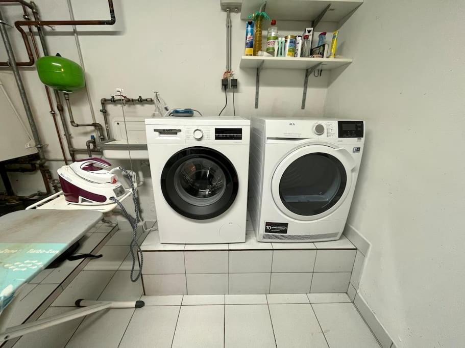 Cozy 3 Bedroom House With 11 Kw Electric Car Charger Hesperange ภายนอก รูปภาพ