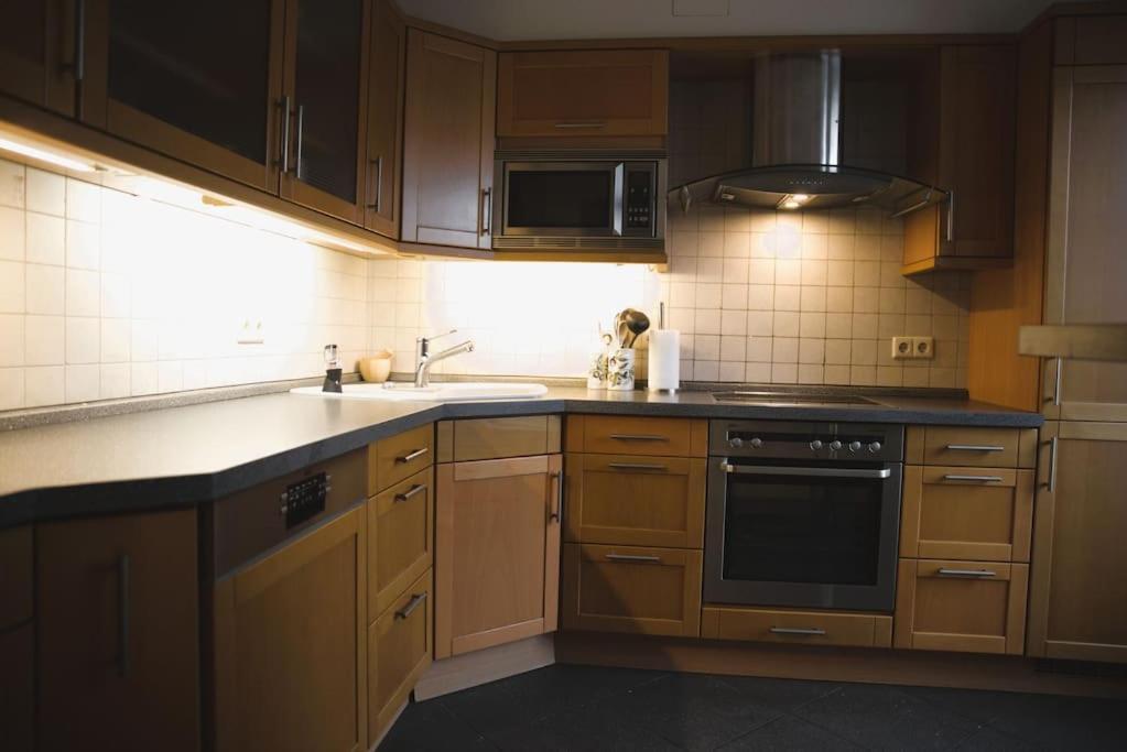 Cozy 3 Bedroom House With 11 Kw Electric Car Charger Hesperange ภายนอก รูปภาพ