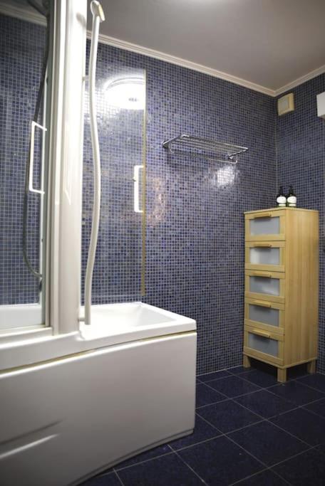 Cozy 3 Bedroom House With 11 Kw Electric Car Charger Hesperange ภายนอก รูปภาพ